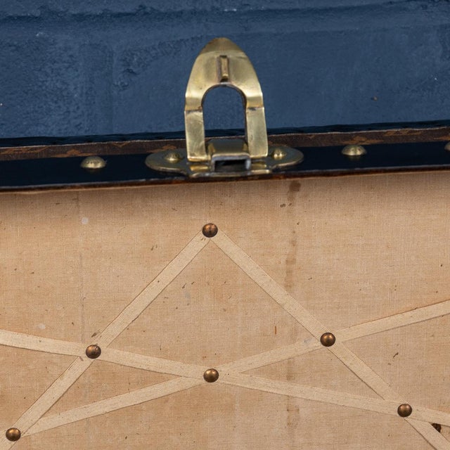 Antique Trunk in Woven Canvas from Louis Vuitton, 1900 For Sale - Image 18 of 18