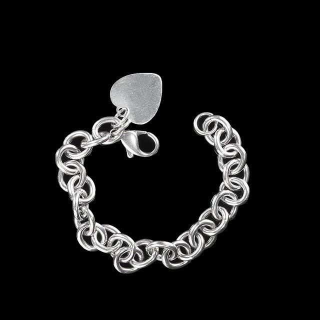 Traditional Late 20th Century Sterling Silver Link Bracelet With Heart For Sale - Image 3 of 5