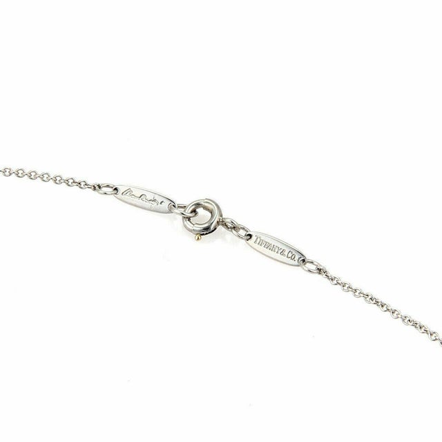 Contemporary Tiffany & Co. Peretti Platinum Rock Crystal Tear Drop Pendant Necklace For Sale - Image 3 of 5