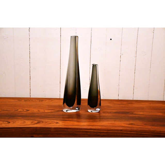 Swedish Handblown Artglass Vases by Nils Landberg for Orrefors, 1950s, Set of 2 For Sale - Image 6 of 9