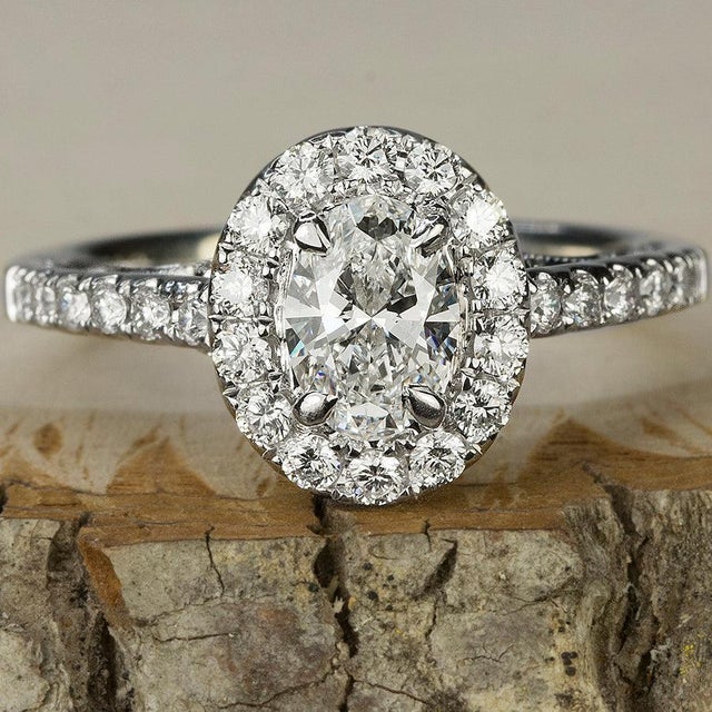 Late 20th Century Late 20th Century 0.75 Oval Ring, Size 6.5 For Sale - Image 5 of 5