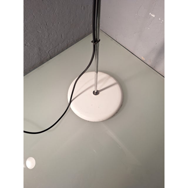 Vico Magistretti Model DM333 Floor Lamp by Vico Magistretti for Oluce, Milan, Italy, 1970s For Sale - Image 4 of 15