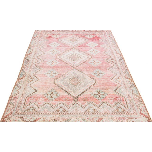 Shabby Chic 1960s Vintage Mahal Shabby Chic Handmade Tribal Pink Wool Rug For Sale - Image 3 of 8