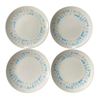 Set of Four (4) MCM Blue Heaven by Royal China 10 1/8” Plates For Sale
