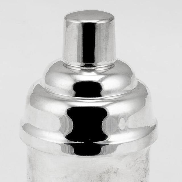 A charming silver plated cocktail shaker, of French origin and dating back to the mid-20th century. Exquisite in its...