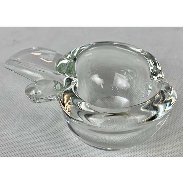Mid-Century Modern French Clear Crystal Art Glass Apple Dish by Vannes Le Chatel For Sale - Image 3 of 9