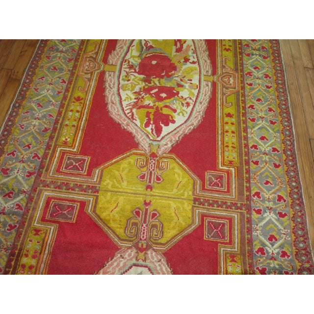 Contemporary Turkish Ghiordes Gallery Rug For Sale - Image 3 of 6