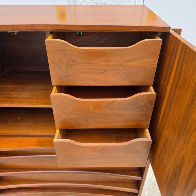 Brown Mid-Century Walnut Highboy Dresser by Young Manufacturing Co. MCM For Sale - Image 8 of 18