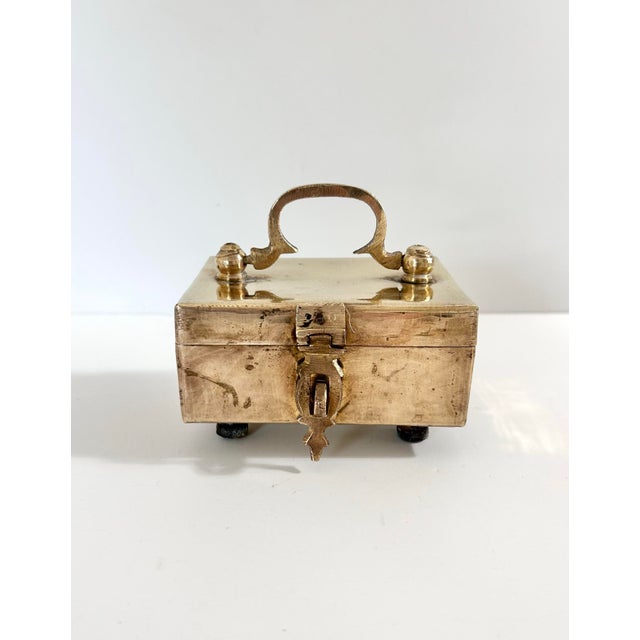Brass Vintage Brass Locking Box With Handle – Small Jewelry Casket, Desk Valet or Decorative Trinket Box For Sale - Image 8 of 9
