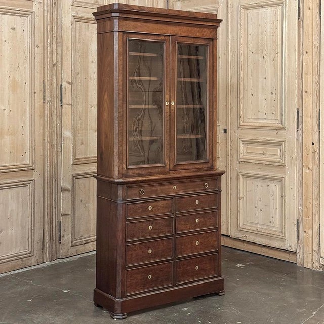 19th Century Louis Philippe Period Walnut Bookcase For Sale - Image 4 of 18
