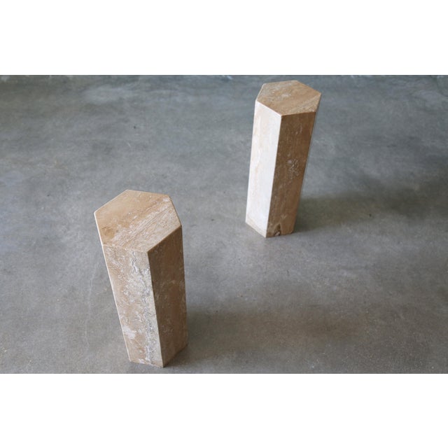 1960s Post Modern Travertine Hexagonal Pedestal Column End / Drink Tables - Set of 2 For Sale - Image 10 of 10