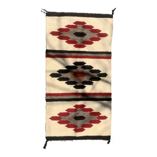 1900s Handmade Antique Native American Navajo Style Rug 1.7' X 2.9' For Sale