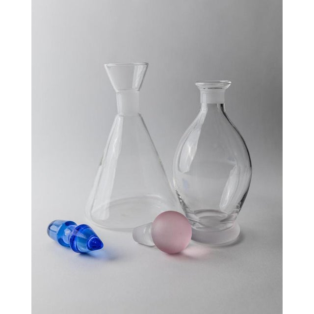 Vintage Clear Glass Decanters with Pink and Blue Stoppers, 1980s, Set of 2 For Sale - Image 5 of 11