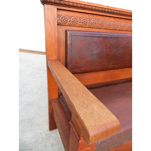 Brown Rare 10ft Arts & Crafts Tiger Oak Leather Bench ~ Train Station or Fraternal Club Seating ~ Limbert / Stickley Craftsman Era For Sale - Image 8 of 18