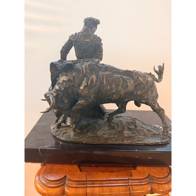 Late 20th Century Signed Humberto Peraza Bronze Bullfight Sculpture on Marble Base For Sale In Atlanta - Image 6 of 10