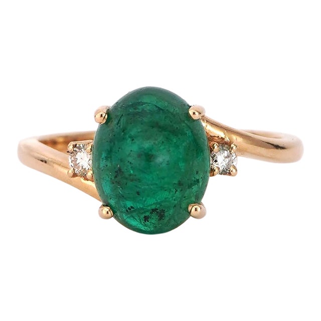 14k Yellow Gold Ring With 3.33ct Cabochon Emerald and Diamonds For Sale