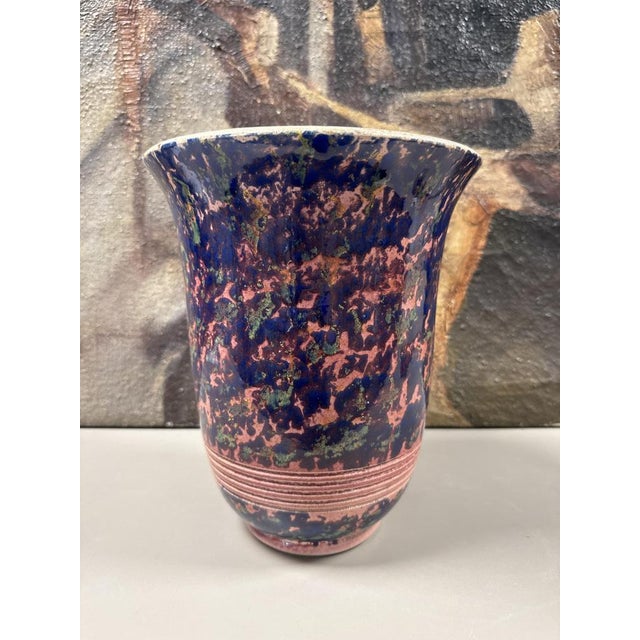 Art Deco Turned Ceramic Vase from Schneider, 1920s, in Good conditions. Designed 1920 to 1949 This piece has an...