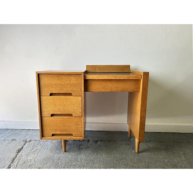 A rare mid-century modern dressing table, vanity, or compact desk by Stag Furniture from its iconic C Range (Cumberland) ,...