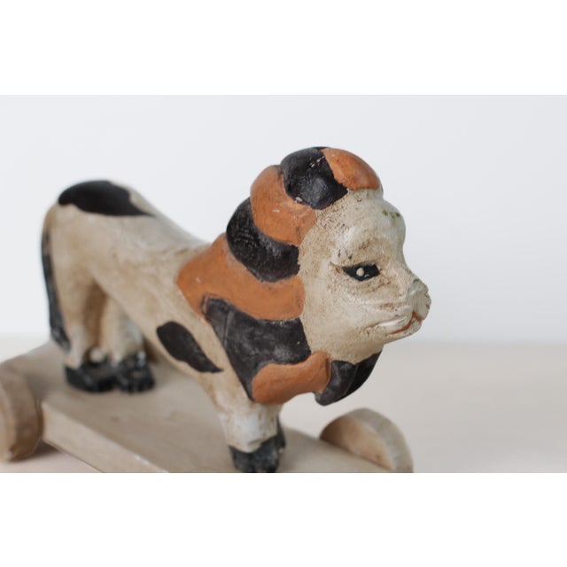 Early 20th Century Hand-Carved Painted Wood Lion Pull Toy on Wheeled Platform For Sale - Image 4 of 17