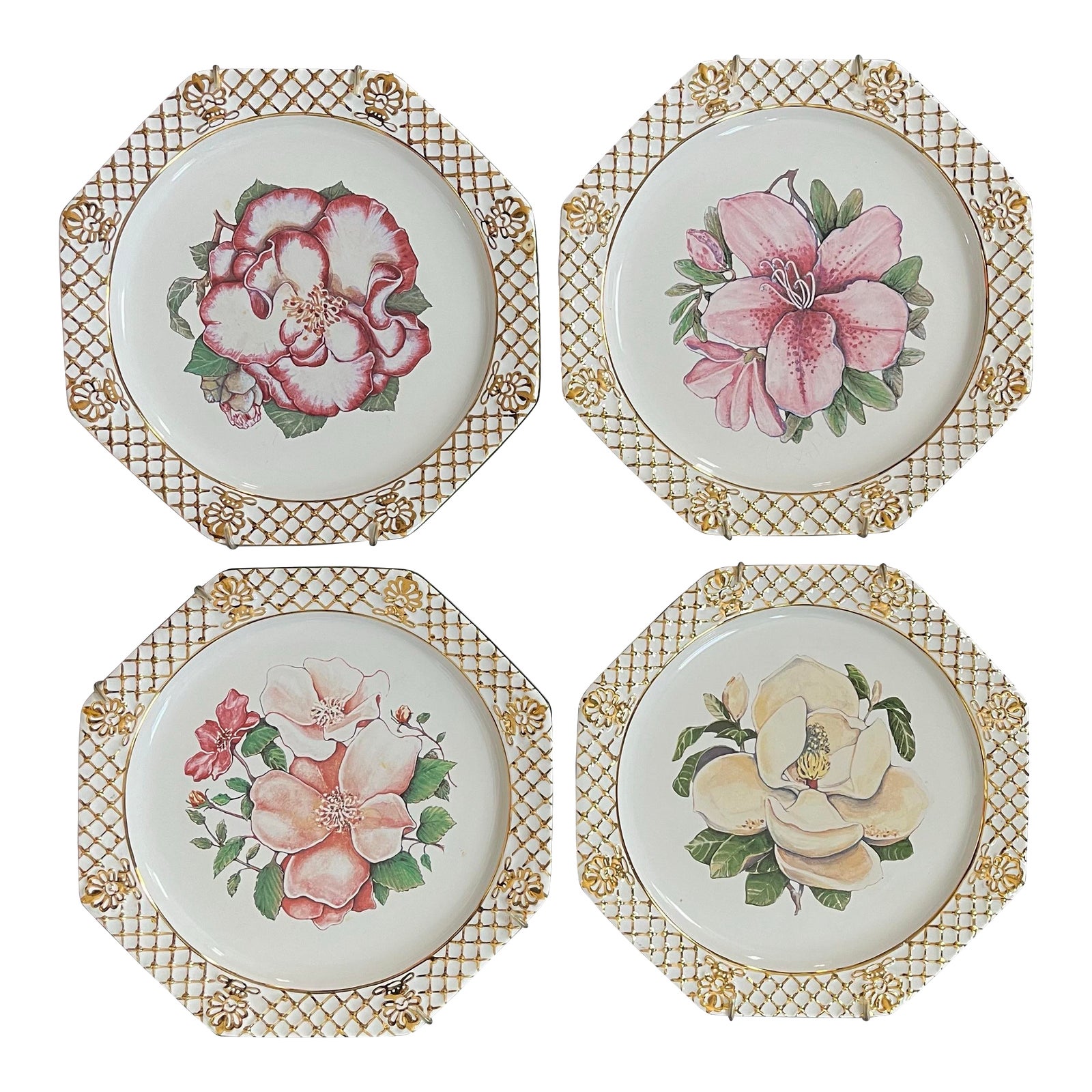 Historic Charleston Foundation Gold Trimmed Prehung Plates Featuring