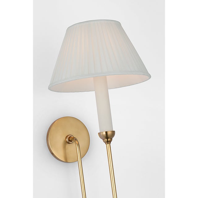 Amber Lewis for Visual Comfort Signature Ingela 24" Single Sconce in Hand-Rubbed Antique Brass with Silk Pleat Shade For Sale In Houston - Image 6 of 8