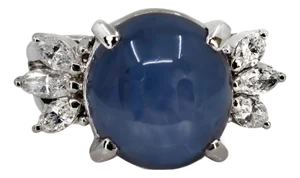 Late 20th Century Stunning Platinum Star Sapphire Ring, Size 7.75