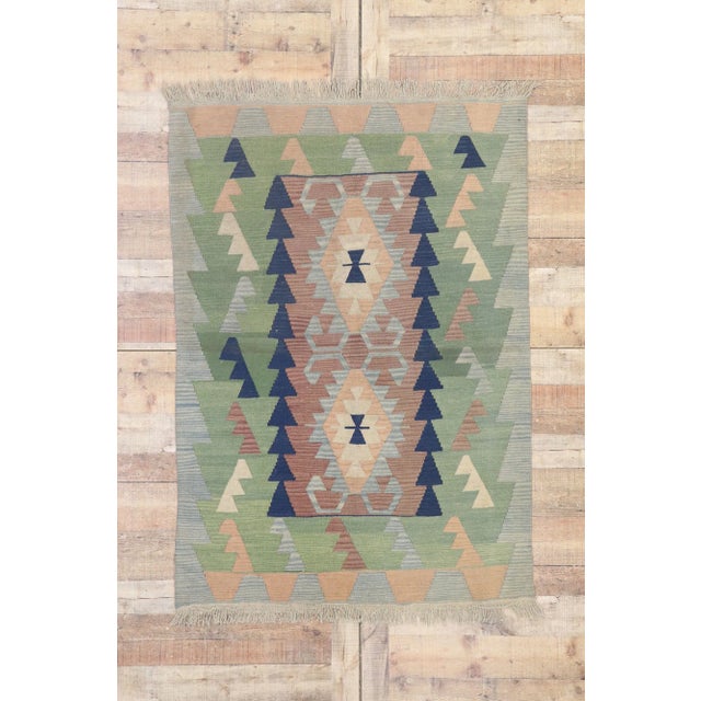 Light Green Vintage Persian Shiraz Kilim Rug, 03'11 X 05'07 For Sale - Image 8 of 9