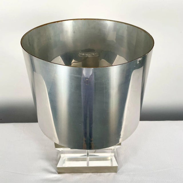 Mid-Century Modern Lucite and Chrome Table / Desk Lamp, Karl Springer Style For Sale - Image 9 of 10