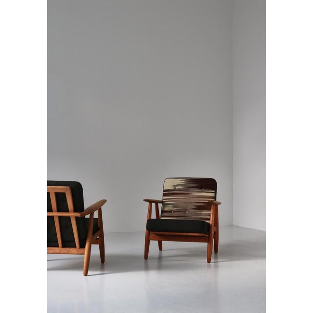 Set of Danish Modern Ge-240 Lounge Chairs in Oak attributed to Hans J. Wegner for Getama, 1955 For Sale - Image 4 of 18