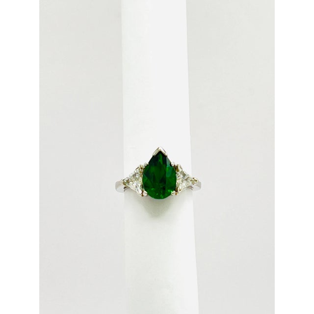 Tsavorite and White Diamond Three Stone Ring in Platinum Size 6.5 For Sale - Image 4 of 8