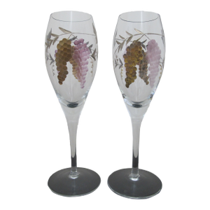 Royal Danube Romanian Crystal Bacchus Etched Grape Leaves Wine Glass Pair 9 3/4"