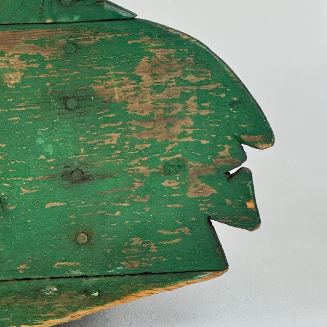 Green Unique Antique Americana Folk Art Wooden Planter With Stars and Indian Profile Ends For Sale - Image 8 of 13