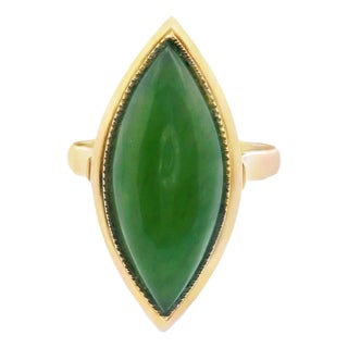 1970s 14k Yellow Gold Green Jade Cabochon Statement Ring, Size 8 For Sale