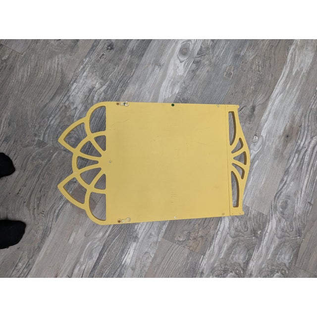 Wall Display Vintage 1950's Yellow Floral Bathroom Kitchen Towel Holder For Sale - Image 4 of 9