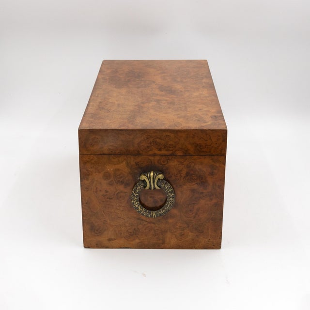 George III Yew Wood Tea Caddy; English, Circa 1800 For Sale - Image 11 of 11