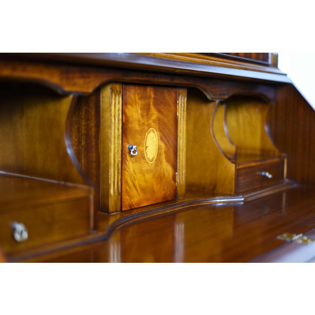 Mid Century American Colonial Revival Mahogany Drop Front Bureau Butler's Secretary Desk For Sale In Chicago - Image 6 of 16