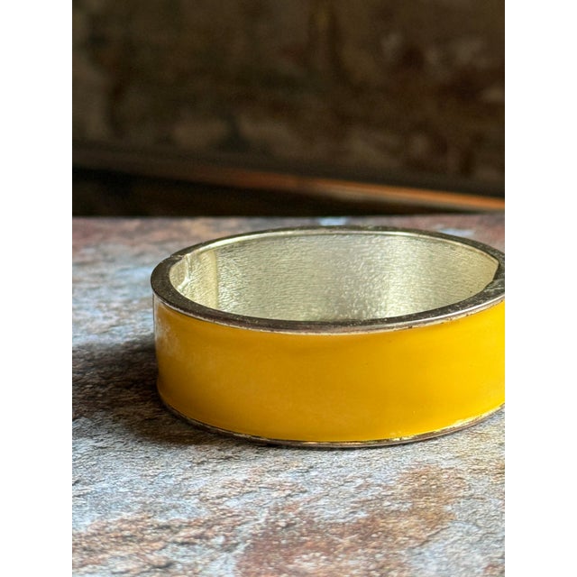 Yellow Vintage Lemon Yellow Enameled Metal Hinged Bangle Bracelet For Sale - Image 8 of 10
