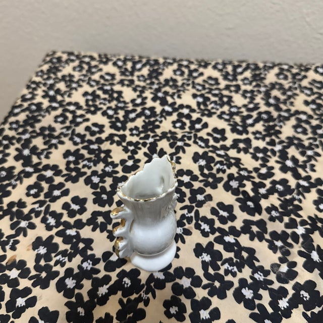 White Vintage Miniature Portrait Vase of Martha Washington With Gilded Accents For Sale - Image 8 of 10