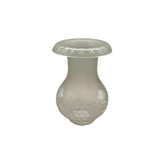 Victorian 1950s Victorian Frosted Wheel Cut Floral Glass Oil Lamp Hurricane Fluted Shade For Sale - Image 3 of 7