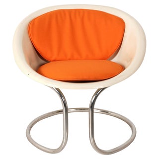 Vintage Small Fiberglass Armchair, Italy, 1970s For Sale