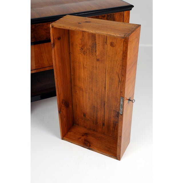 Biedermeier Chest of Drawers in Cherry Wood, 1820 For Sale - Image 13 of 18