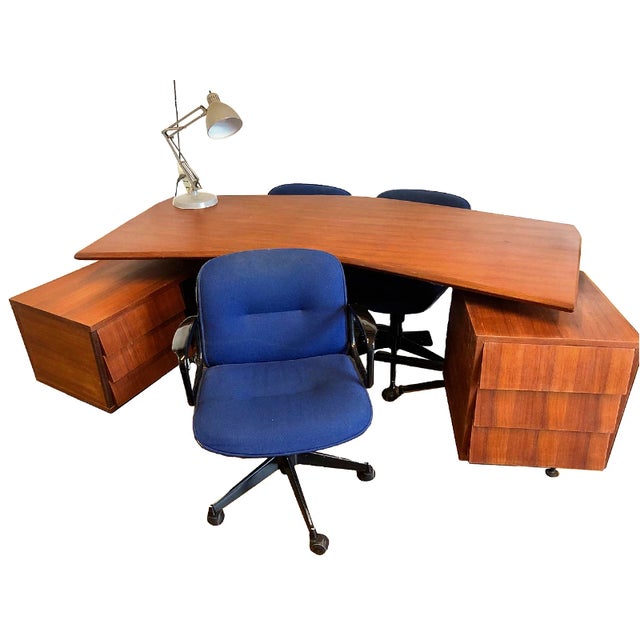 Black Teak and Iron Desk in the Style of Osvaldo Borsani, 1960s For Sale - Image 8 of 10