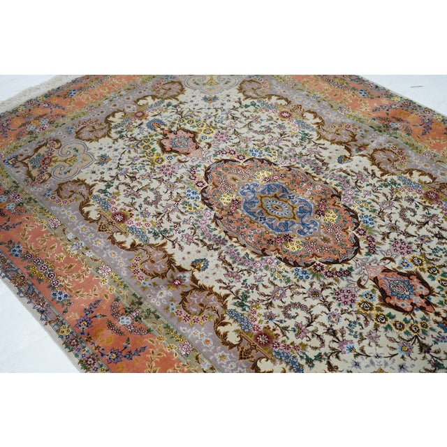 Late 20th Century Extremely Fine Persian Tabriz 70 Raj. Wool and Silk With a Silk Foundation Rug 5'3'' X 7'7'' For Sale In New York - Image 6 of 10