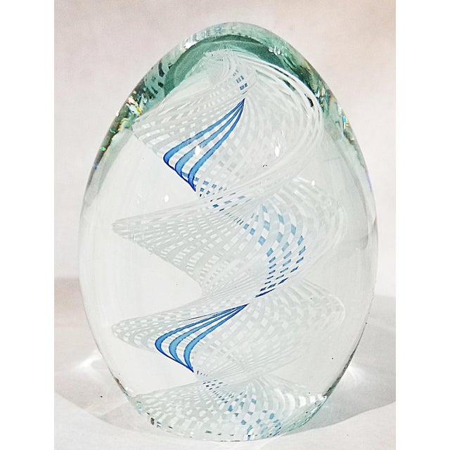 1970s Blown Glass Egg Paperweight E&r Italy For Sale - Image 4 of 6