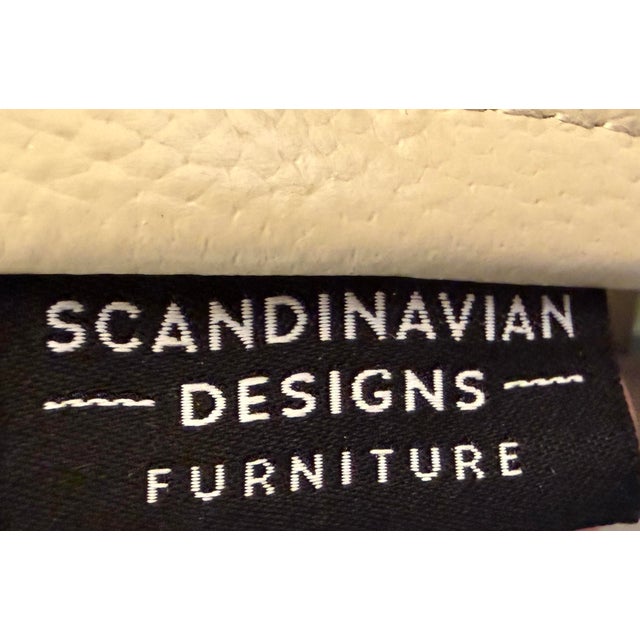 Scandinavian Design Norrell Lift Power Leather Recliner, Large For Sale - Image 4 of 12