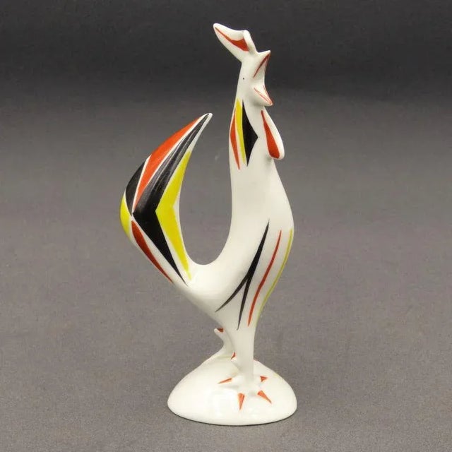 White Figure in Porcelain from Hollohaza Hungary For Sale - Image 8 of 8