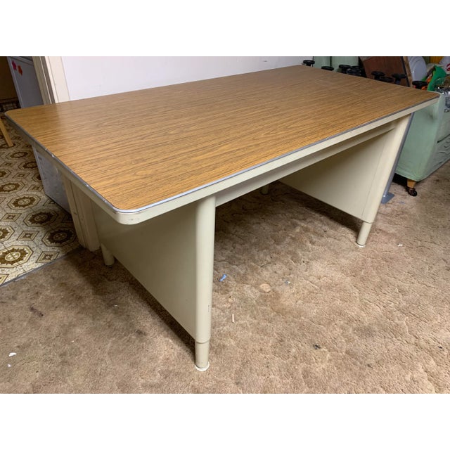1970s 1970s Mid-Century Modern McDowell and Craig Vintage Metal Writing Desk For Sale - Image 5 of 13