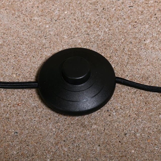 Akari Model 14a Light Sculpture in Washi Paper and Bamboo by Isamu Noguchi For Sale - Image 13 of 14