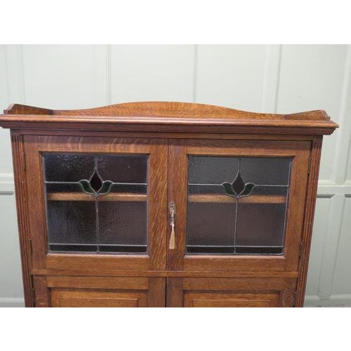 Arts and Crafts Bookcase in Oak and Stained Glass, 1880 For Sale - Image 4 of 8