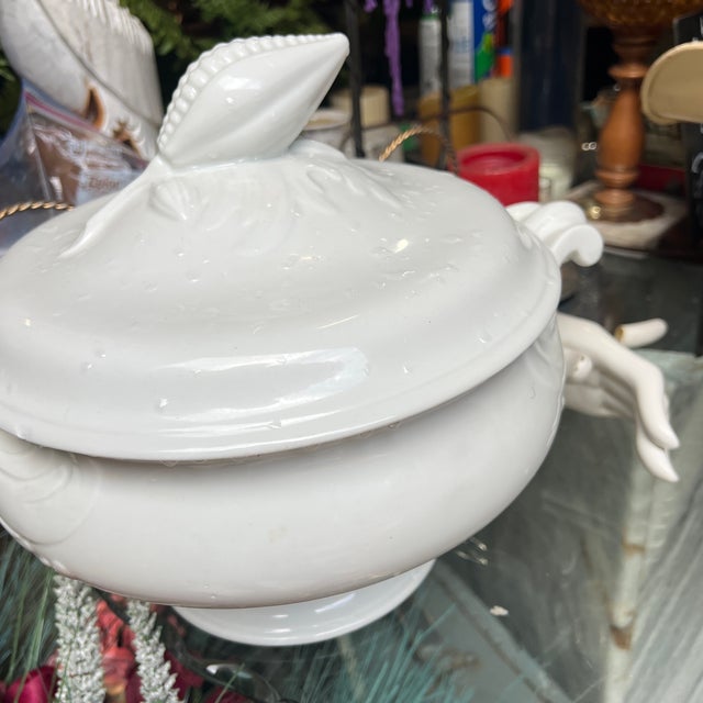 Large White Ceramic Serving Bowl With Matching Lid in a Nautical Style For Sale - Image 4 of 12